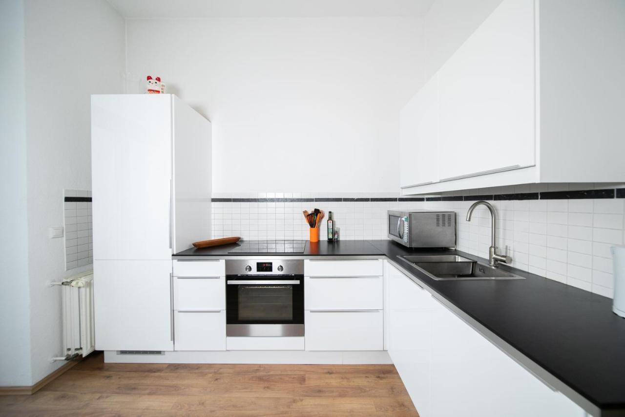 White 60 Qm Apartment - Zentral - Balkon - Messe ดุสเซลดอร์ฟ ภายนอก รูปภาพ